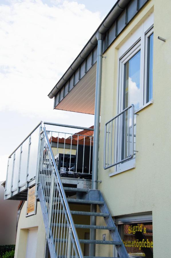Naturnahe Schoene Neu Gestaltete Ferienwohnung Wurselen Luaran gambar