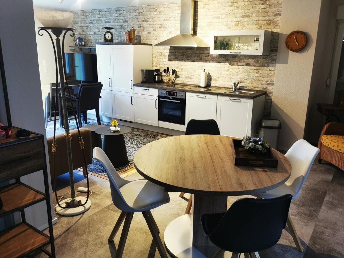 Naturnahe Schoene Neu Gestaltete Ferienwohnung Wurselen Luaran gambar
